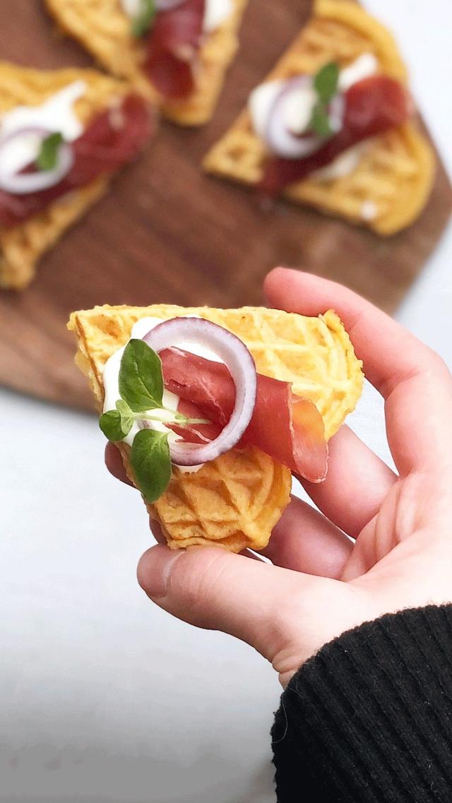 Swede Waffle with Sour Cream and Norwegian Cured Meat