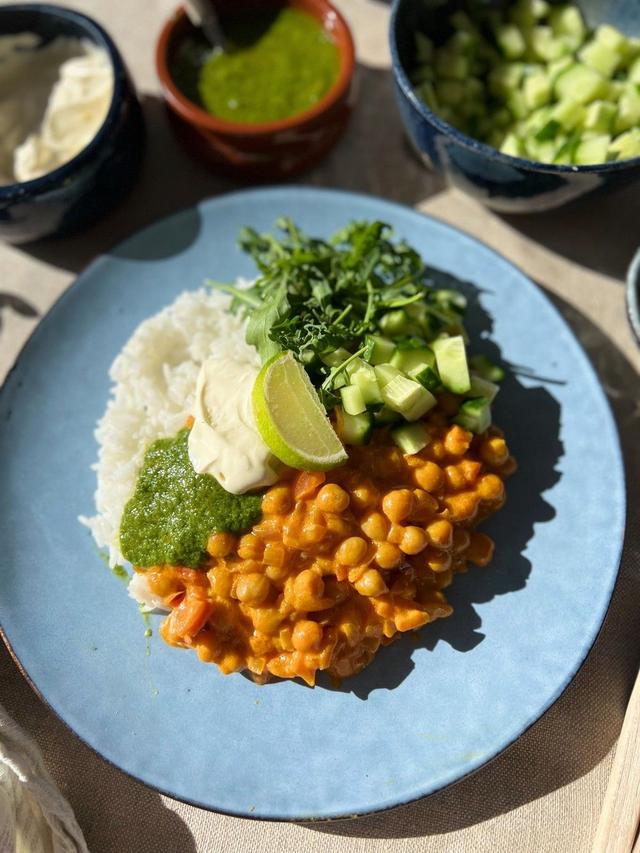 Curry Stew with Chickpeas and Coriander Sauce
