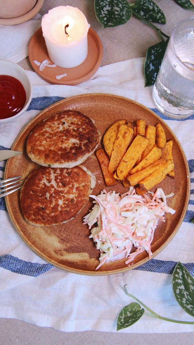 Fish Cakes with Coleslaw and Sweet Potato Fries