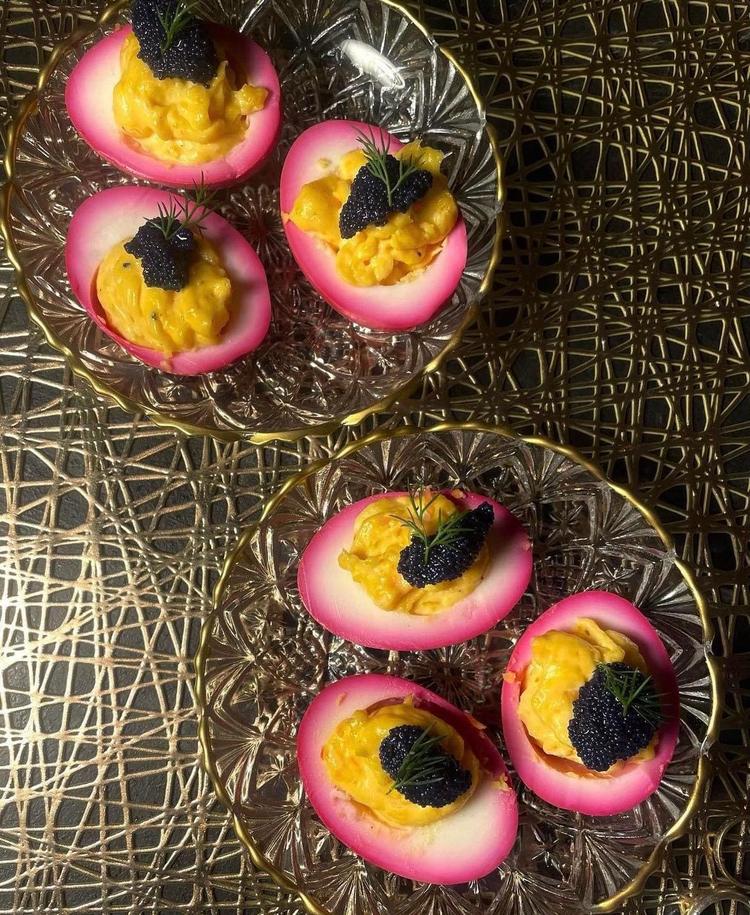 Rødbetemarinerte påskeegg