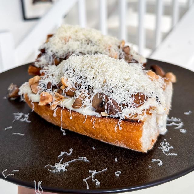 Kremet sopptoast
