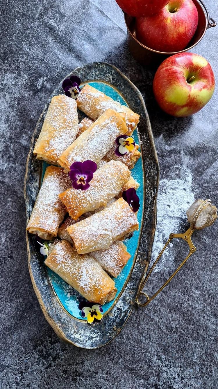 Filo Dough with Delicious Apple Filling