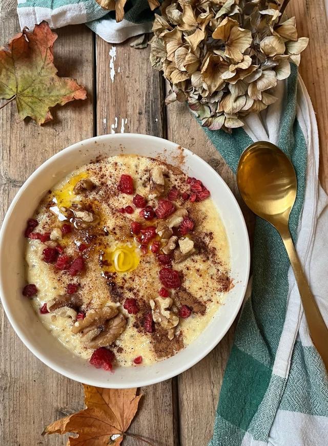 Almond and Chia Porridge