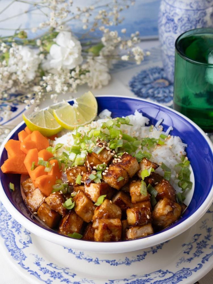 Sticky Lime Tofu with Rice
