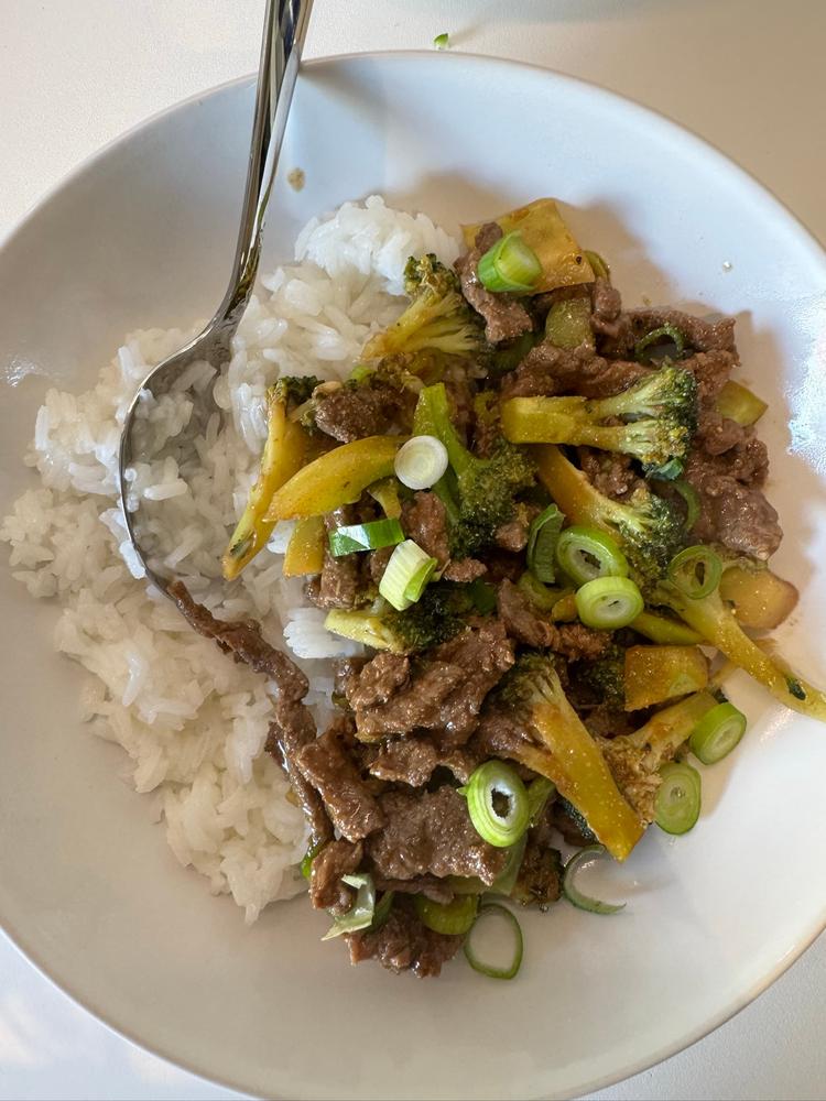 Wok med biff og brokkoli