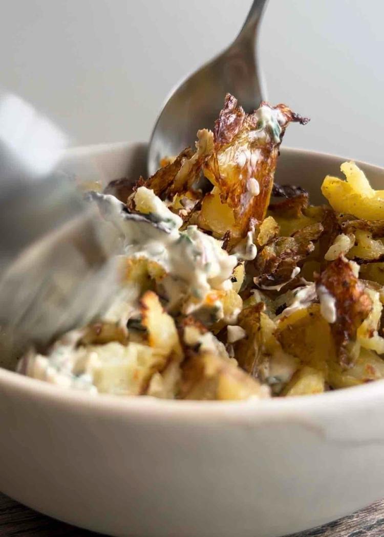 Crispy potetsalat til laks