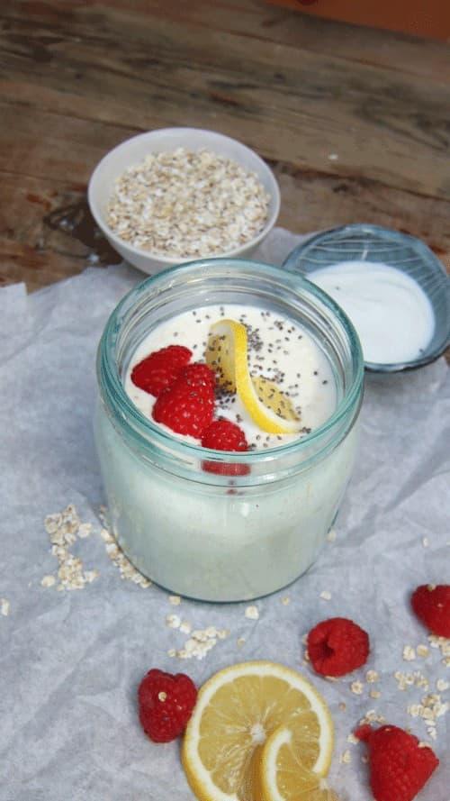 Creamy Lemon Overnight Oats