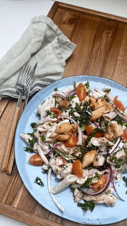 Pastasalat med kylling