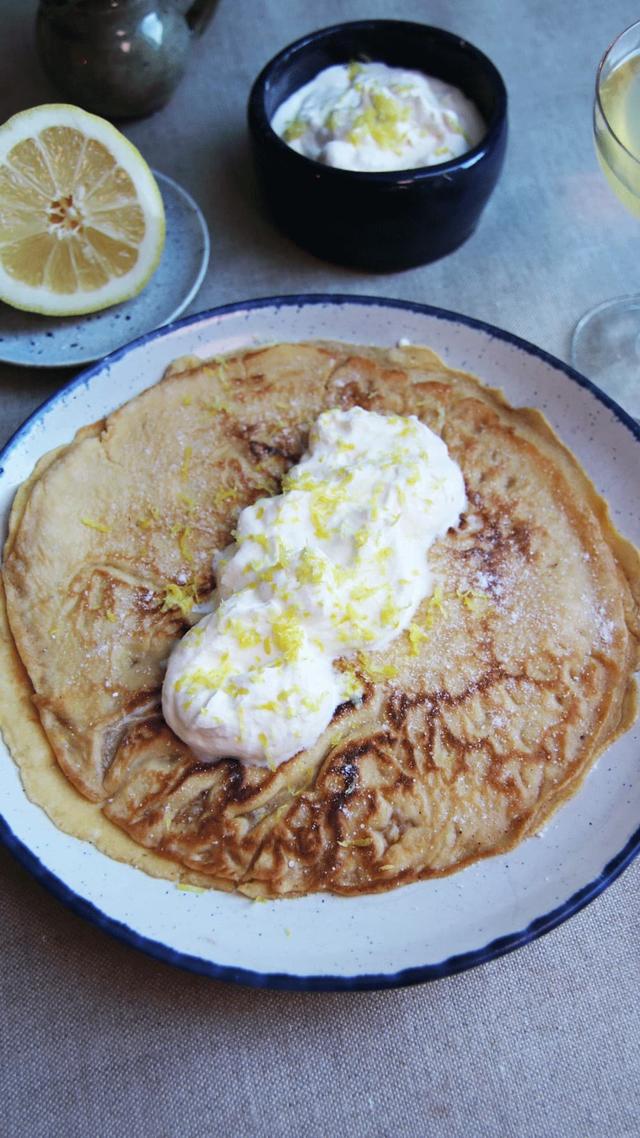 Sitronpannekaker med krem