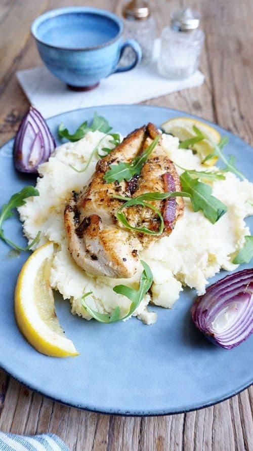 Chicken Breast with Lemon and Mashed Potatoes