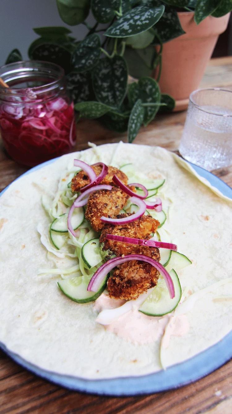 Falafelrull med enkel dressing