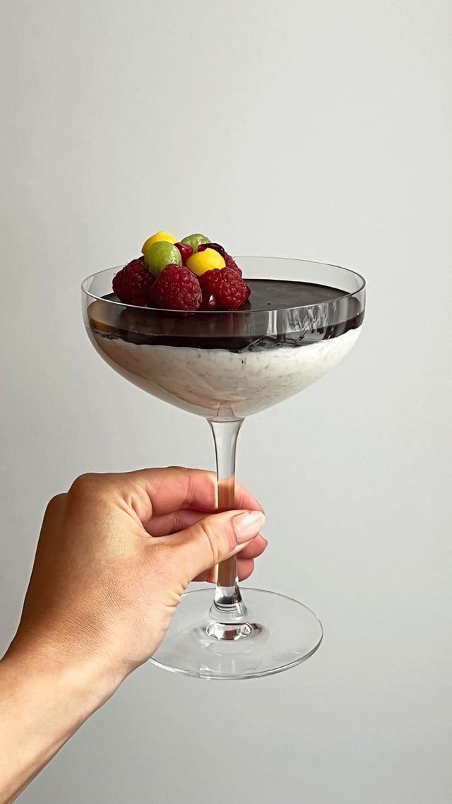 Kjøleskapsgrøt med sjokoladelokk